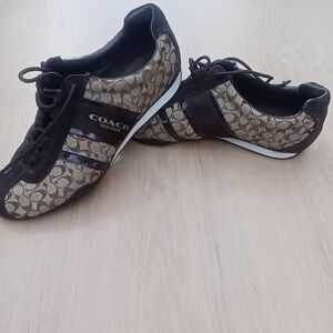 Nice harldy wore coach remonna sneakers women's size 8.5 b